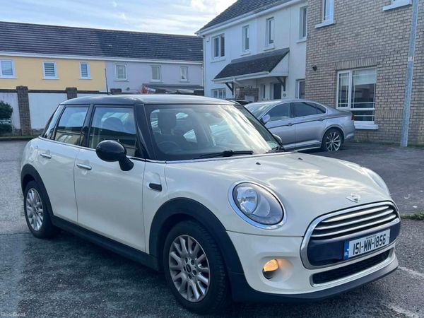 Mini Cooper Hatchback, Diesel, 2015, White
