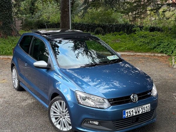 Volkswagen Polo Hatchback, Petrol, 2015, Blue