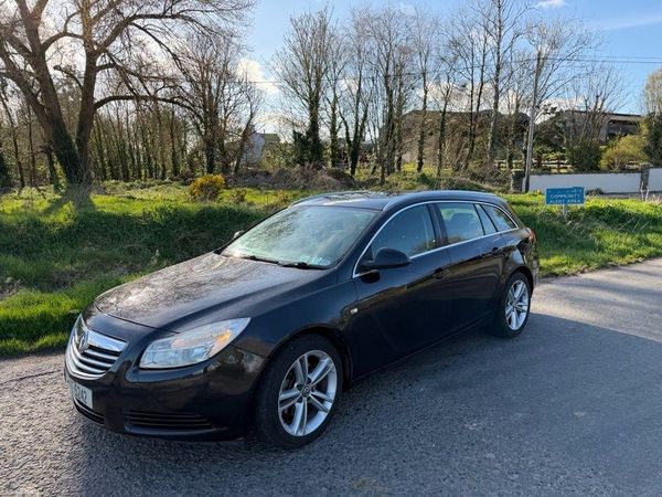 Vauxhall Insignia Estate, Diesel, 2011, Black