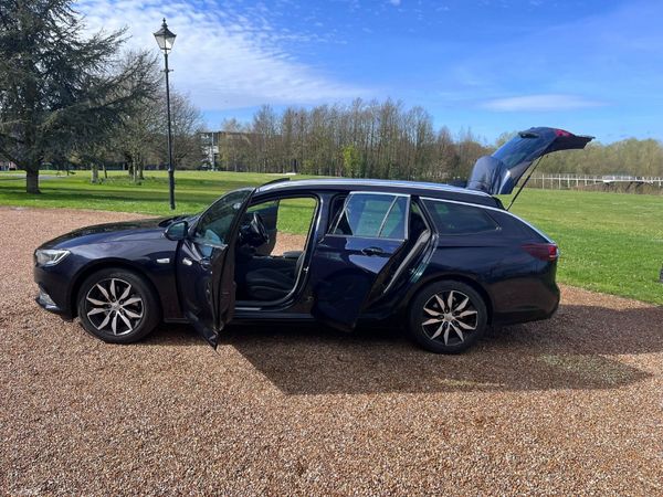 Opel Insignia Estate, Diesel, 2018, Blue