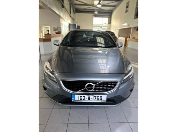 Volvo V40 Hatchback, Diesel, 2016, Grey