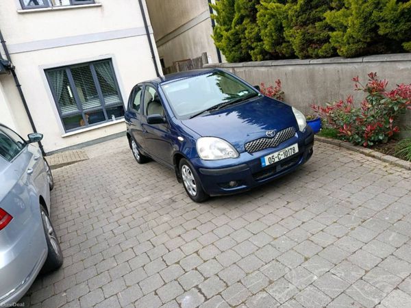 Toyota Yaris Hatchback, Petrol, 2005, Blue