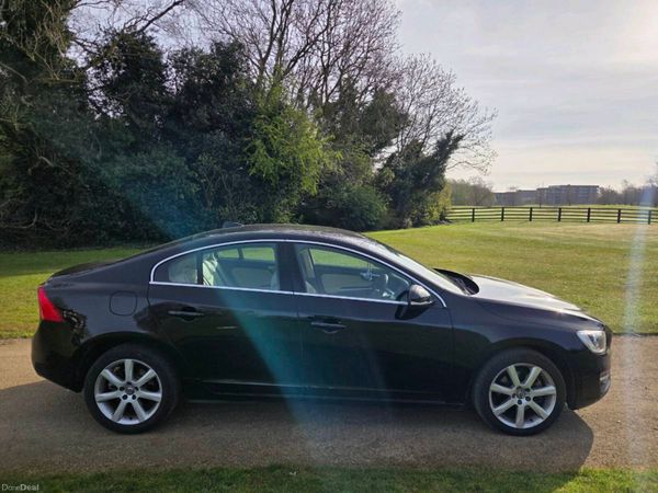 Volvo S60 Saloon, Diesel, 2017, Black