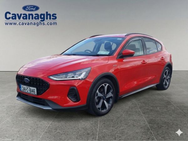 Ford Focus Hatchback, Petrol, 2024, Red