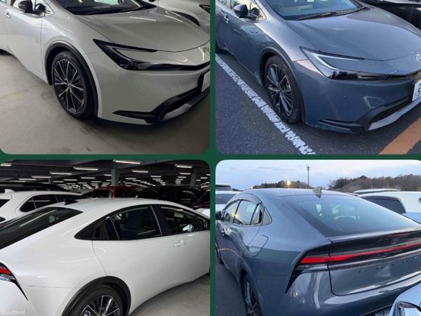 Toyota Vitz Hatchback, Petrol Hybrid, 2020, Silver