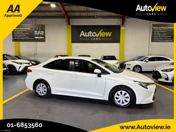 Toyota Corolla Saloon, Petrol Hybrid, 2021, White