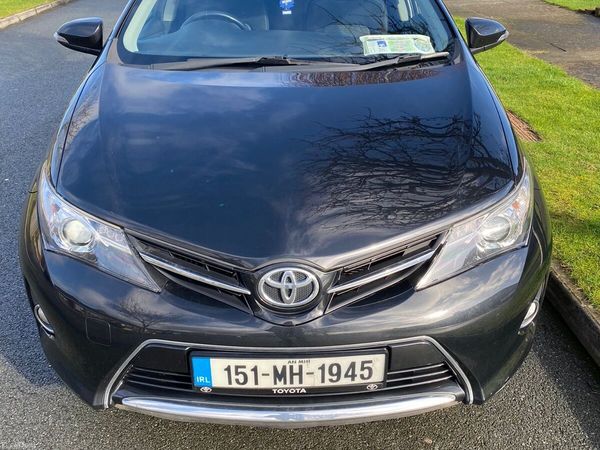 Toyota Auris Hatchback, Diesel, 2015, Black