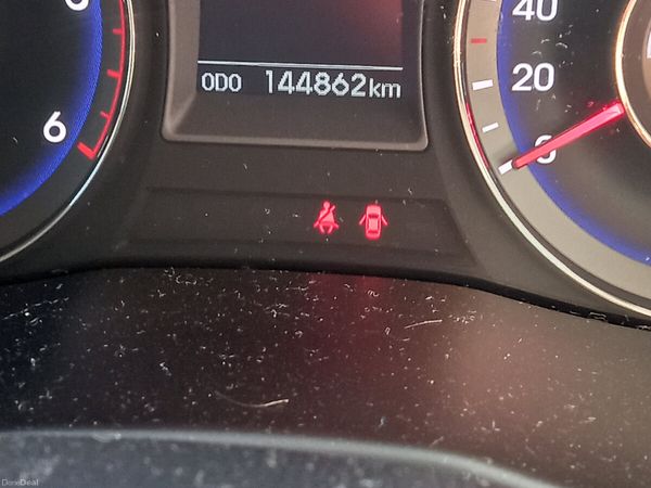 Hyundai i40 Saloon, Diesel, 2016, Black