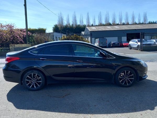 Hyundai i40 Saloon, Diesel, 2016, Black