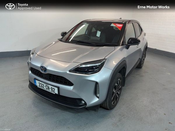 Toyota Yaris Cross Hatchback, Petrol Hybrid, 2023, Silver