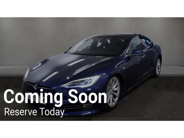 Tesla Model S Hatchback, Electric, 2019, Blue