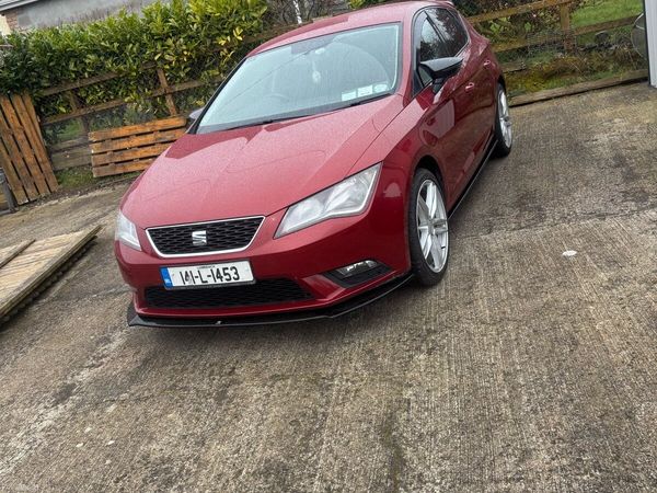 SEAT Leon Estate, Diesel, 2014, Red