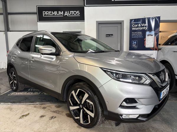 Nissan Qashqai Hatchback, Diesel, 2019, Silver