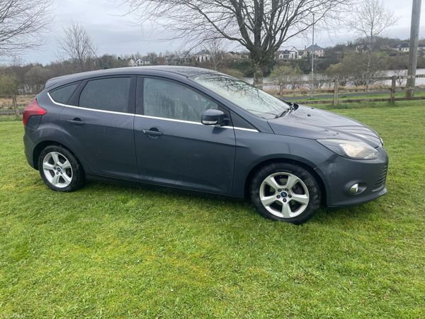 Ford Focus Hatchback, Diesel, 2013, Grey
