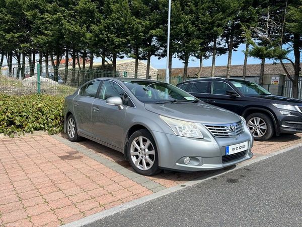 Toyota Avensis Saloon, Diesel, 2010, Grey