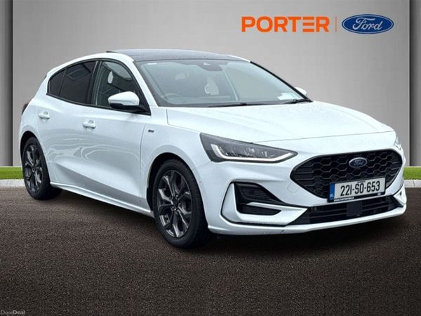 Ford Focus Hatchback, Diesel, 2022, White