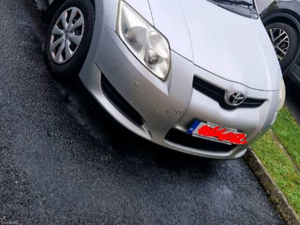 Toyota Auris Hatchback, Petrol, 2007, Silver