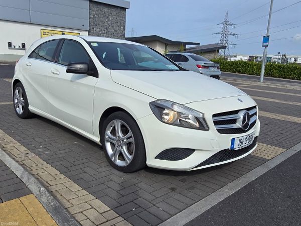 Mercedes-Benz A-Class Hatchback, Petrol, 2015, White