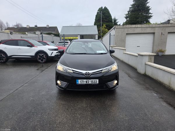 Toyota Corolla Saloon, Diesel, 2017, Black