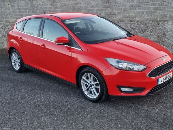 Ford Focus Hatchback, Diesel, 2014, Red
