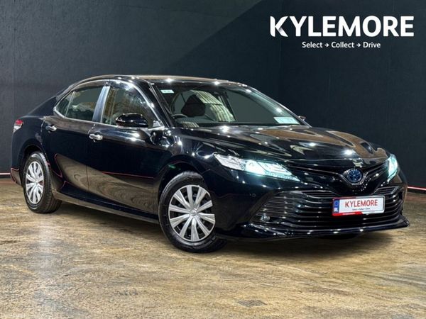 Toyota Camry Saloon, Petrol Hybrid, 2021, Black