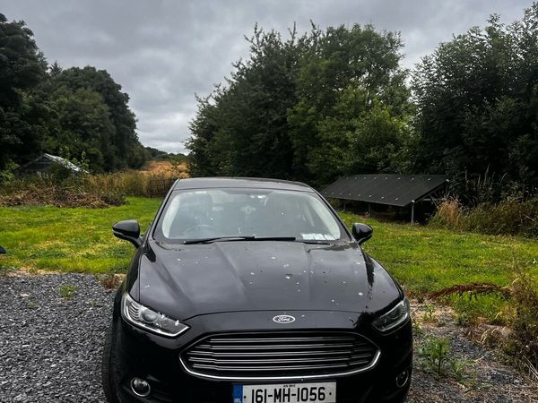 Ford Mondeo Hatchback, Diesel, 2016, Black