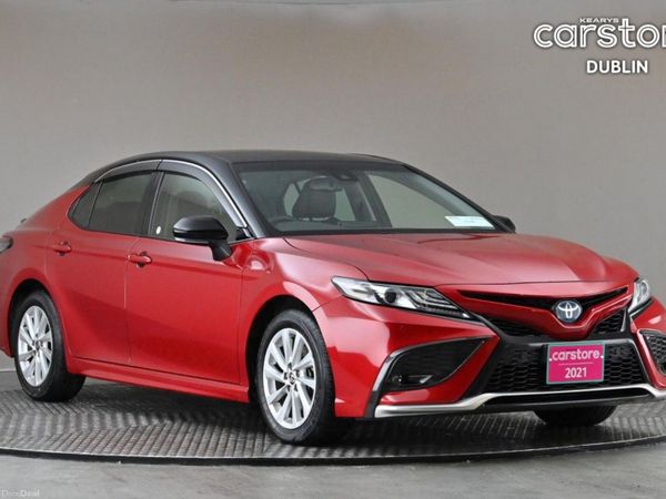 Toyota Camry Saloon, Petrol Hybrid, 2021, Red