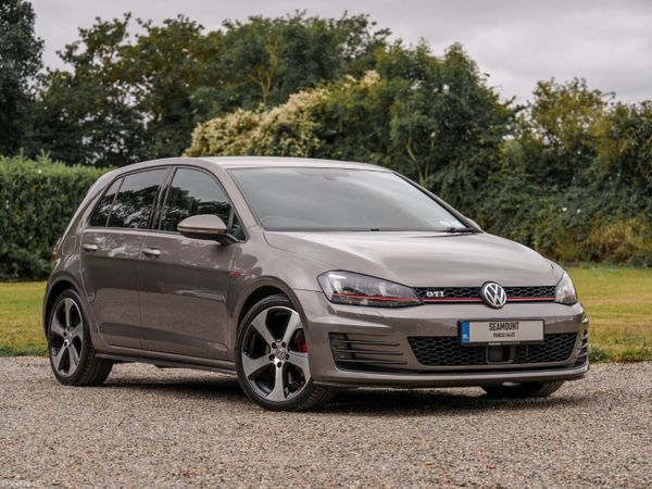 Volkswagen Golf Hatchback, Petrol, 2017, Grey