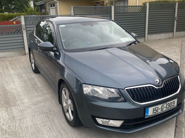 Skoda Octavia Saloon, Diesel, 2015, Grey