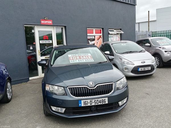 Skoda Octavia Hatchback, Diesel, 2016, Grey