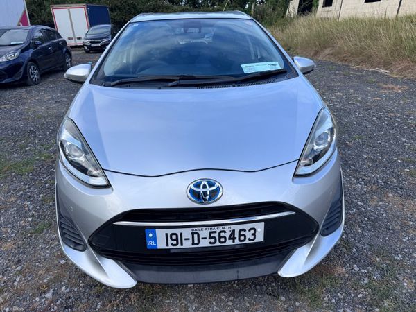 Toyota Aqua Hatchback, Petrol Hybrid, 2019, Silver