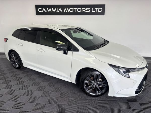 Toyota Corolla Hatchback, Petrol Hybrid, 2021, White