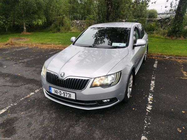 Skoda Superb Saloon, Diesel, 2014, Silver