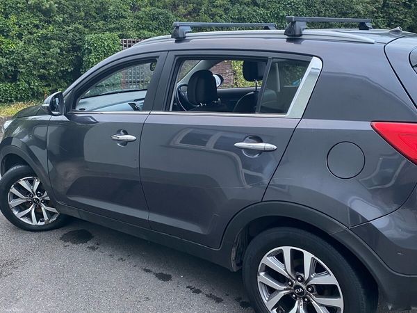Kia Sportage SUV, Diesel, 2014, Silver