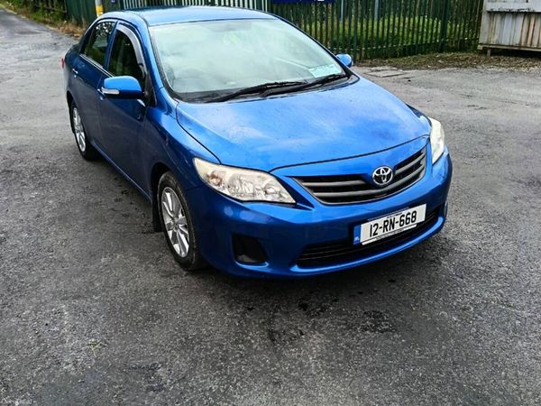 Toyota Corolla Saloon, Diesel, 2012, Blue
