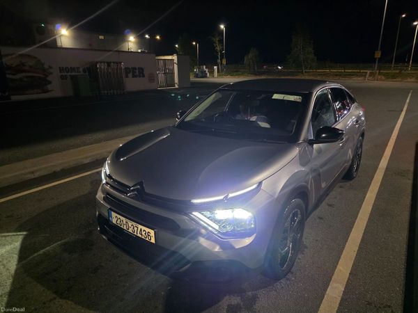 Citroen C4 Hatchback, Petrol, 2023, Grey