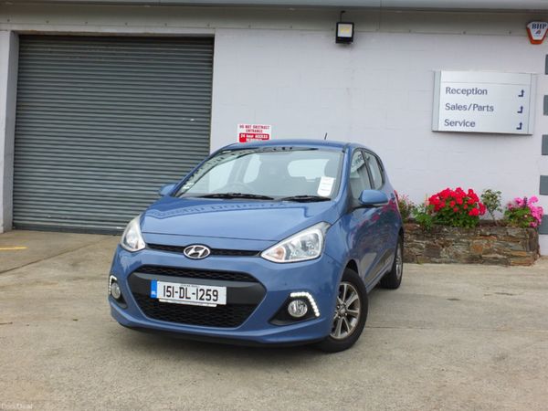 Hyundai i10 Hatchback, Petrol, 2015, Blue