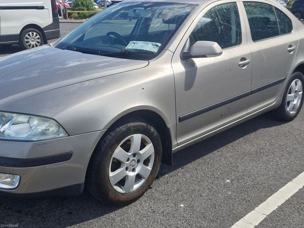 Skoda Octavia Hatchback, Diesel, 2006, Beige