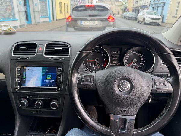 Volkswagen Golf Hatchback, Diesel, 2010, Red