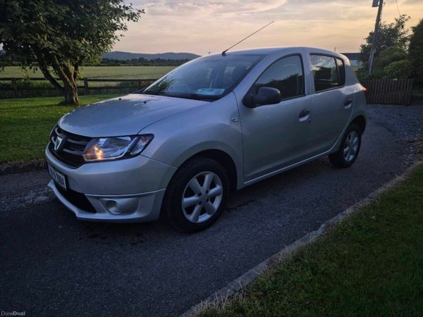 Dacia Sandero Hatchback, Petrol, 2016, Silver