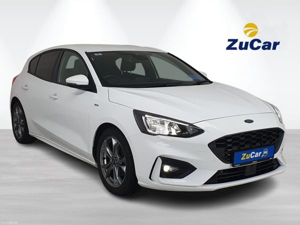 Ford Focus Hatchback, Petrol, 2022, White