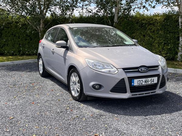 Ford Focus Hatchback, Diesel, 2013, Grey