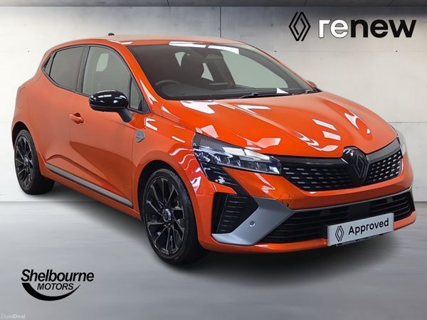 Renault Clio Hatchback, Petrol, 2024, 