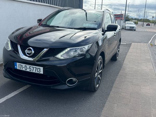 Nissan Qashqai SUV, Diesel, 2017, Black