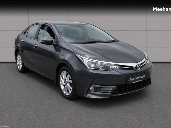 Toyota Corolla Saloon, Diesel, 2018, Grey