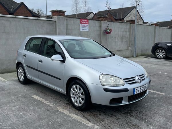 Volkswagen Golf Hatchback, Petrol, 2005, Silver
