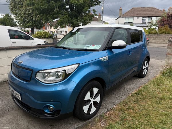 Kia Soul Hatchback, Electric, 2016, Blue