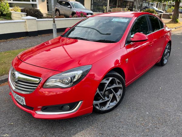 Vauxhall Insignia Saloon, Diesel, 2015, Red
