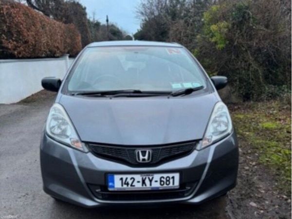 Honda Jazz Hatchback, Petrol, 2014, Grey