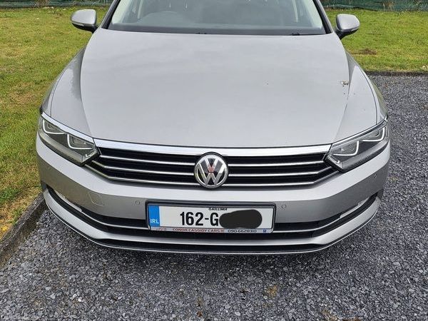 Volkswagen Passat Saloon, Diesel, 2016, Silver